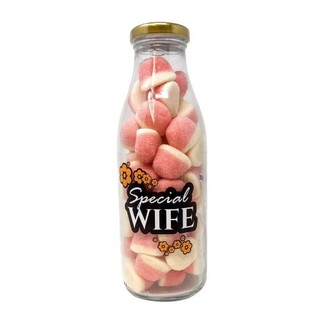 Special Wife Stawberry & Cream Sweets