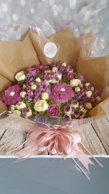 Lilac and Cream 12 x Cupcake Bouquet